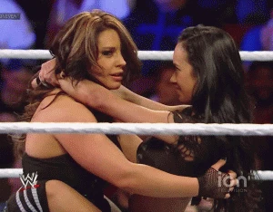 Kaitlyn-and-AJ-hugging