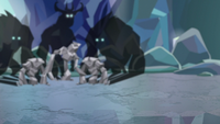 Rocks casting Storm Creature-shaped shadows S8E22