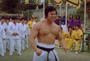 ETDBoloStomp.jpg (224 KB) Bolo grinning as he kills a guard by stomping on his neck.