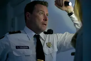 Iain June.webp (26 KB) Iain spots a mannequin of June.