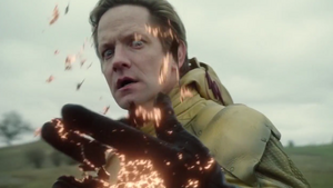 Thawne disintegrates again.