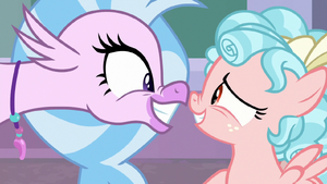Silverstream and Cozy grinning beak-to-muzzle S8E22