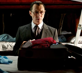 8175654-high res-inside-no-9-series-2