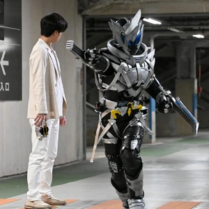 Naki attacks Gai Amatsu.