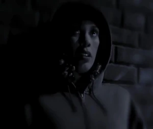 Bianca Heel Turn.jpg (32 KB)