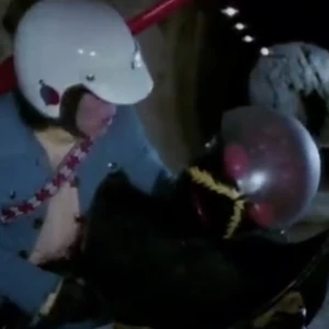 Hakaider dies 1972.jpg (99 KB) Hakaider's original demise in Episode 42 as Saburo.