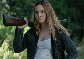 Jade-waters-with-a-rifle-slung-over-her-shoulder-on-criminal-minds-evolution