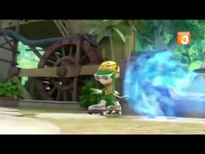 Sonic and Swifty racing each other