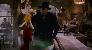 Who-framed-roger-rabbit-disneyscreencaps.com-6551