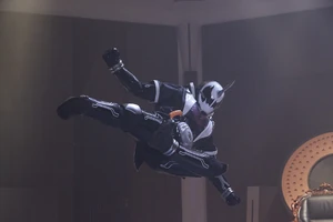 Dark Ghost performing a Rider Kick.