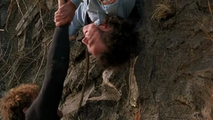 Sisk rescued by Mange