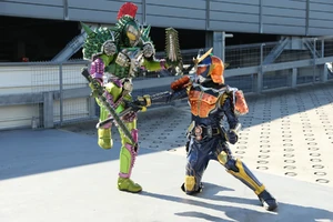 Bravo battling Gaim.