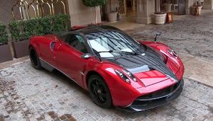 Stinger's vehicle mode, a 2014 Pagani Huayra.