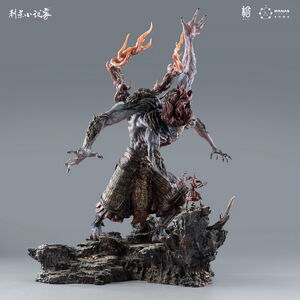 Statue but full look