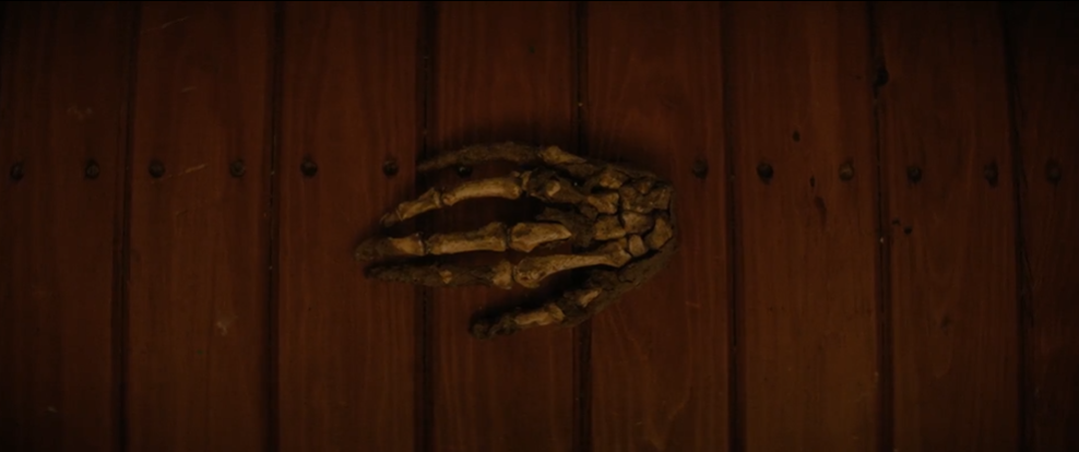 Sarahhand.png