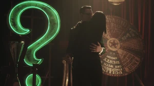 Nygma making out with Leslie Thompkins.