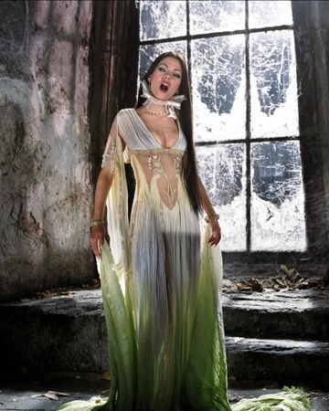 aleera van helsing costume