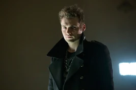 Count Vertigo Seth Gabel-3 (1)