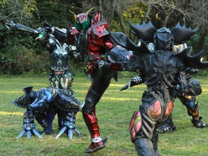 Dark Kiva battling Bishop's revived Fangire army.