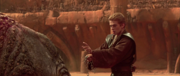 Skywalker used the Force to tame a ravenous reek.