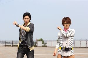 Hase 2.jpg (256 KB) Ryoji and Jonouchi about to transform.