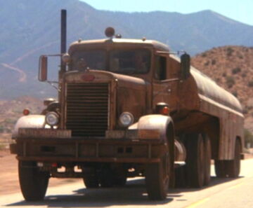 Hunting Down The Crazy Truck Driver (Final Scene), Duel