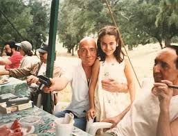 Camilla Belle 17.jpeg (12 KB) Dieter Stark and fellow hunters with Camilla Belle as the young spoiled Cathy Bowman behind the scenes.