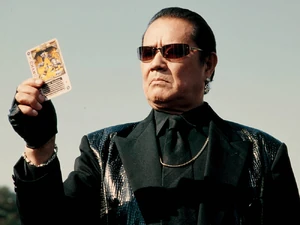 Change Kerberos 4.jpg (85 KB) Tennoji holding his Change Kerberos card.