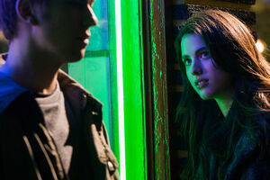 Mia-sutton-deathnote.jpg (275 KB) Mia with Light.