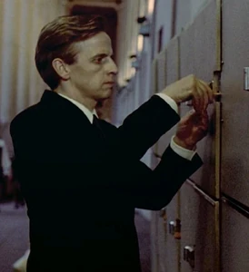 Gerald Demus Locker.jpg (754 KB) Demus going to his storage locker.