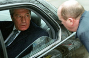 Phil Mitchell meeting up with Dan's mob boss Richie Stringer.