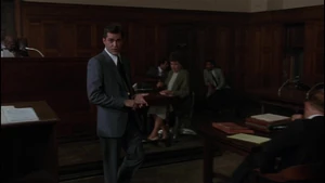 2077740.jpg (150 KB) Henry testifying against Jimmy and Paulie at the end of the film.