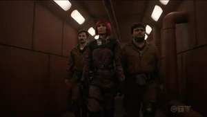 Izel leading the Shrike upon nearly landing on Earth.