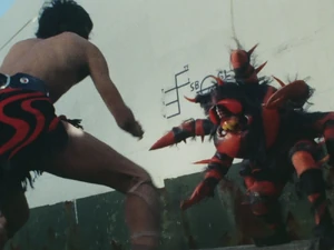 Spider Beastman facing Amazon.