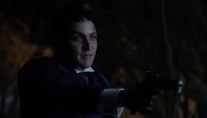 Oswald has the chance to kill Fish.