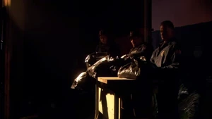 MMPD find Ken's body, purposely left behind by Dexter.