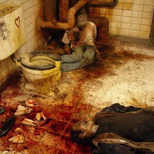 Zep's corpse as seen in a behind the scenes photo from Saw II.
