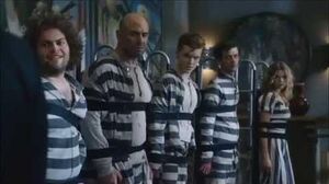 Gotham S2X01 A Group of Outlaws