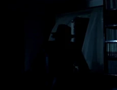 Ida Tuclidis 10.jpg (27 KB) Ida fleeing from the gallery owner’s murder scene.