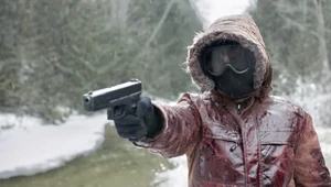 Judith Gun Snow.jpg (137 KB) Judith aims the gun at Dawn.