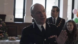 S02E04 Neverland-00 02 32--20200926-201840-