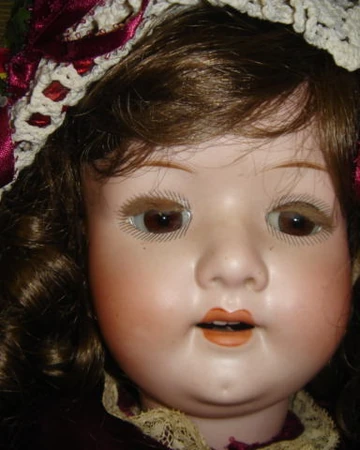 creepy china doll