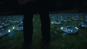 Butterfly Spaceships Peacemaker S1E6.jpg (391 KB)