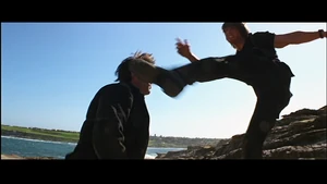 Seam Ambrose fights Ethan Hunt.