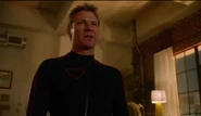 Non comes to bring Kara to Astra's funeral.
