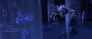 Bugs-life-disneyscreencaps.com-9895.jpg (143 KB) Hopper chasing Atta and Flik through the rain