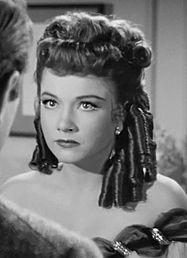 Anne_Baxter_in_All_About_Eve_trailer.jpg