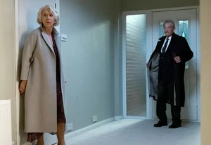 The-good-liar-2019-roy-prepares-to-kill-betty.png (325 KB) Roy prepares to kill Betty.