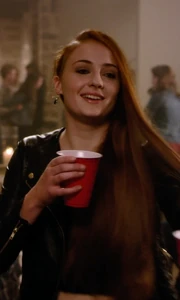 Heather flirts in front of Cash.