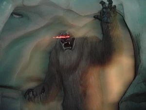 Abominable Snowman.jpeg (9 KB) The Yeti in the Disneyland ride, Matterhorn Bobsleds.
